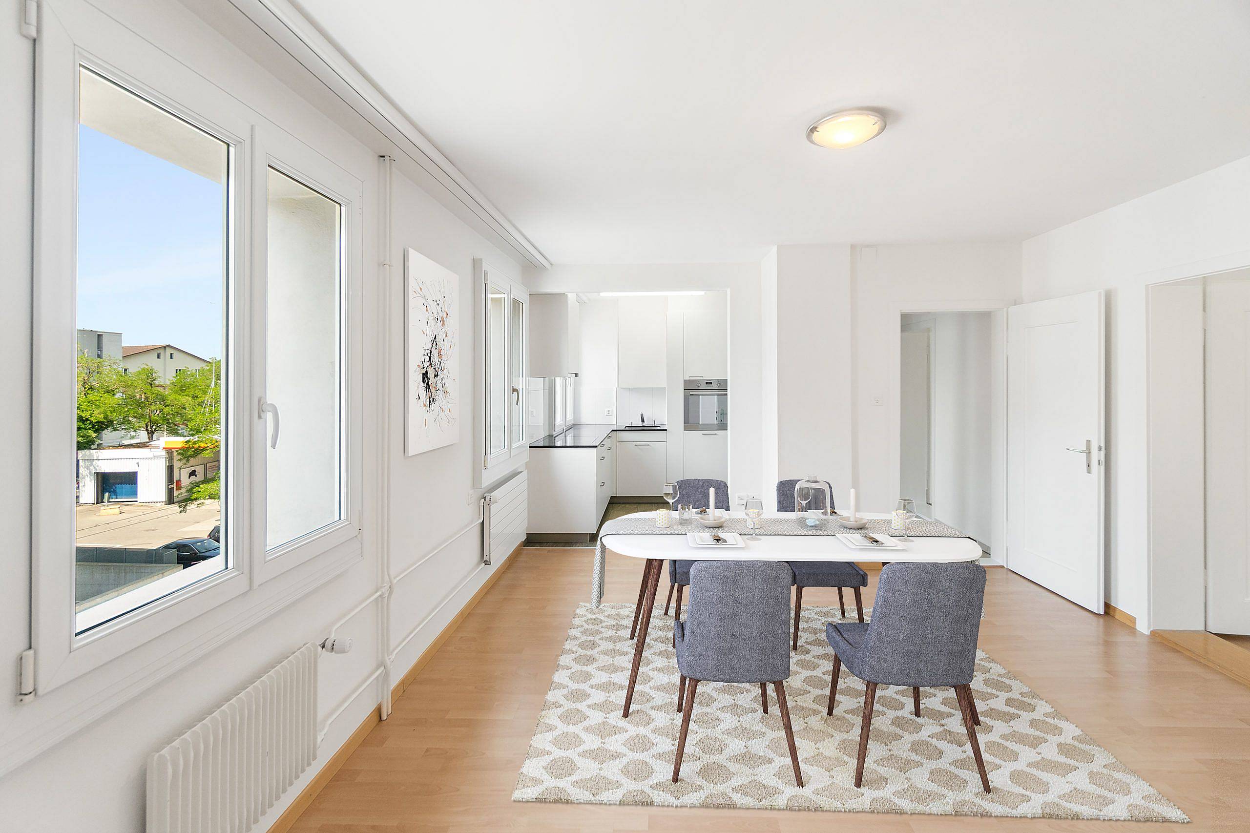 Schöne 4-Zimmer Wohnung mit grossem Balkon