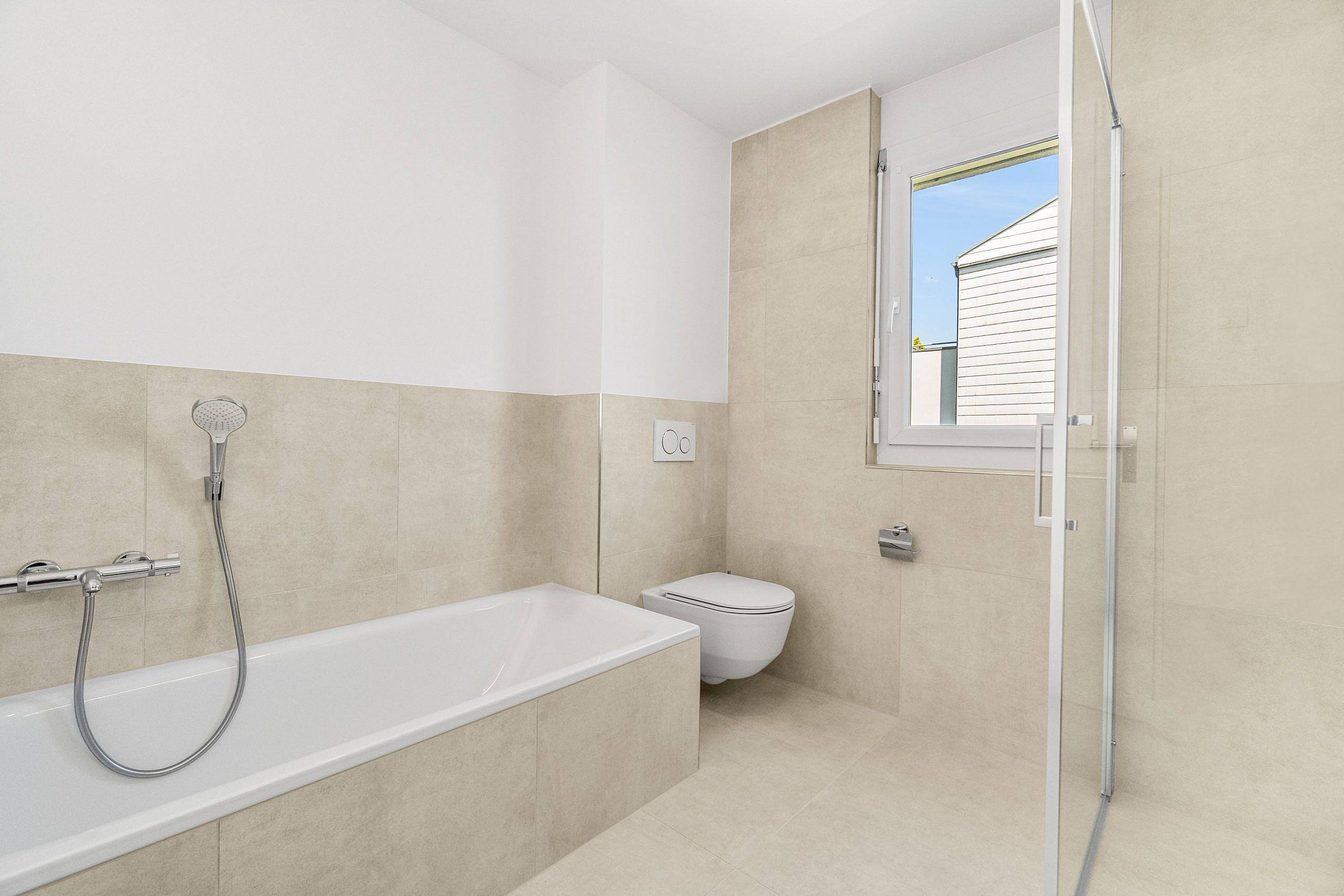 Komplett renovierte Wohnung - Modern und Zentral