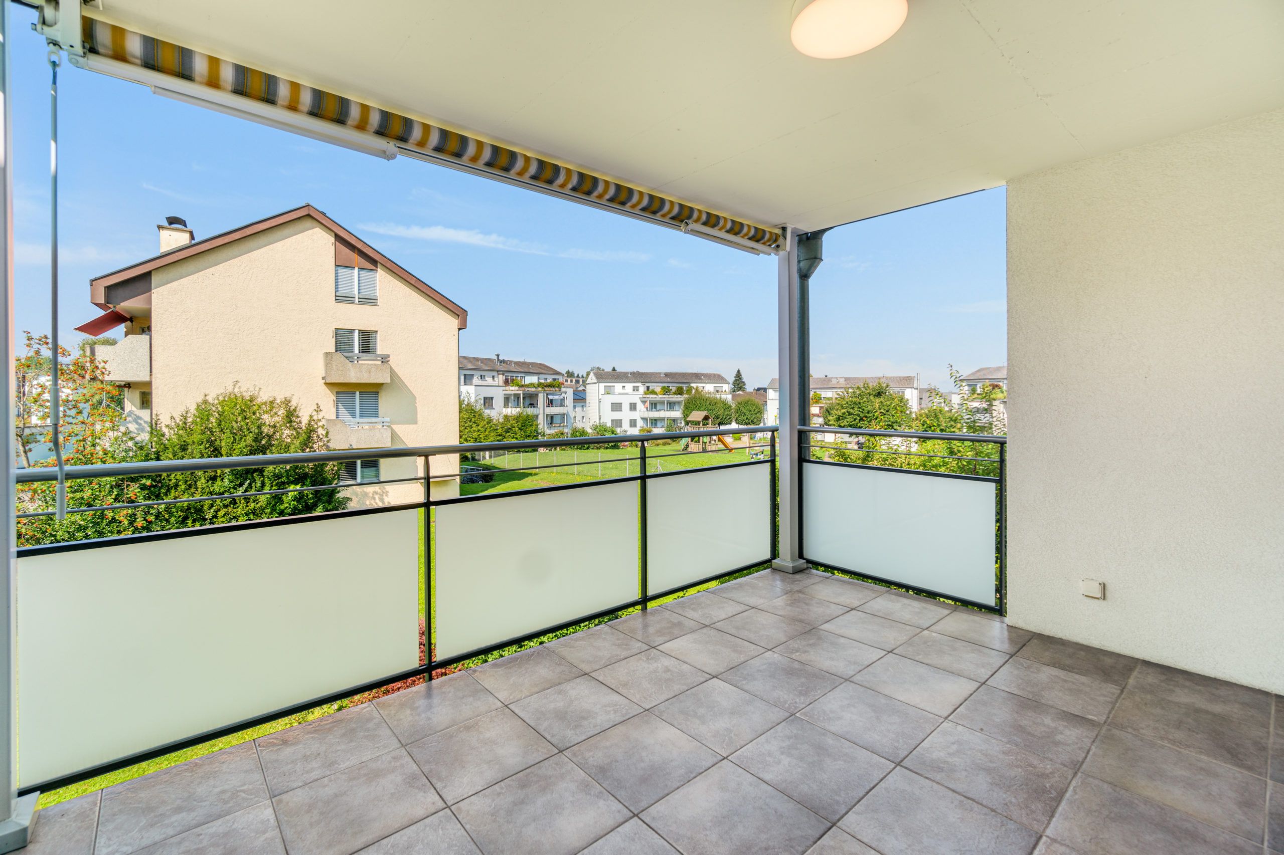 Komplett renovierte Wohnung - Modern und Zentral
