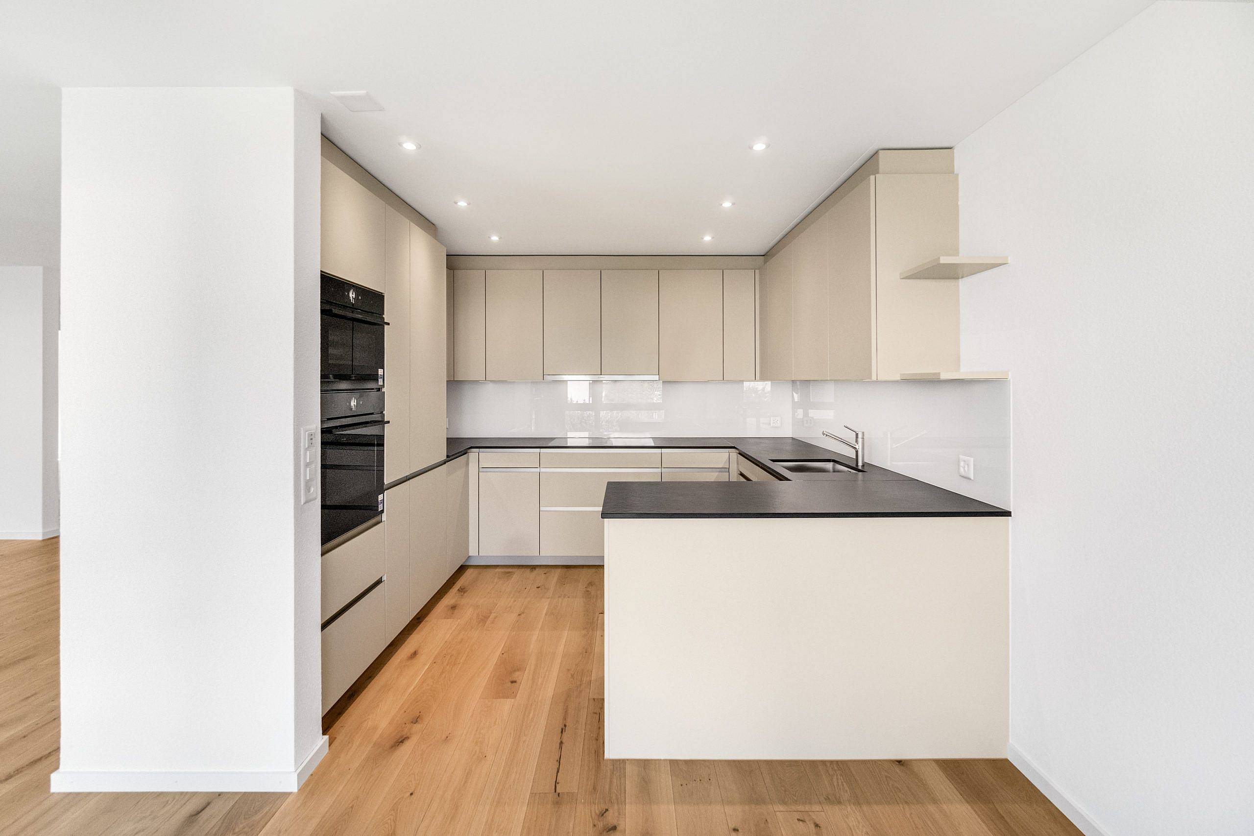 Komplett renovierte Wohnung - Modern und Zentral