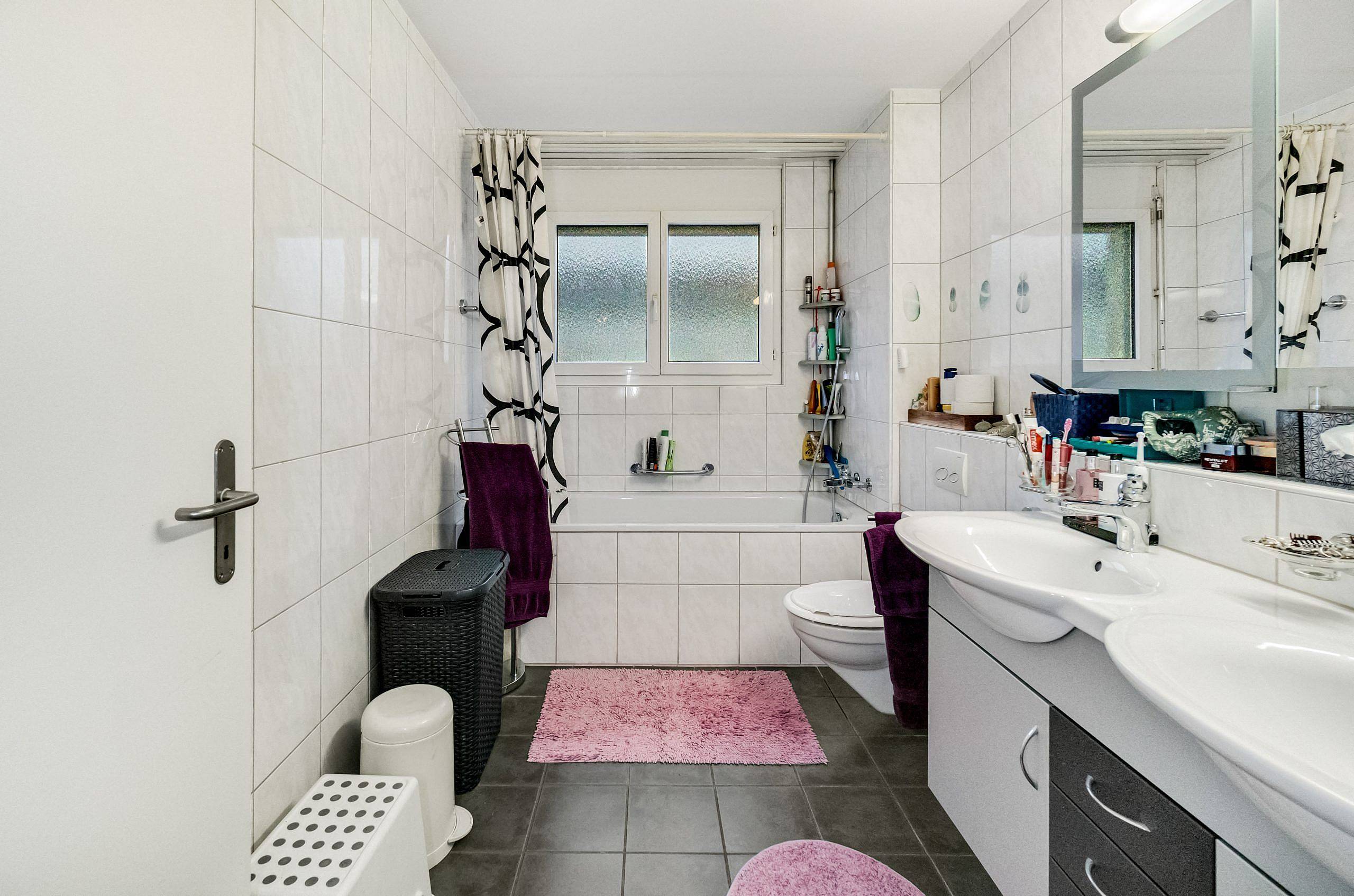 Attraktive 4.5-Zimmer-Erdgeschosswohnung mit Garten und Wintergarten