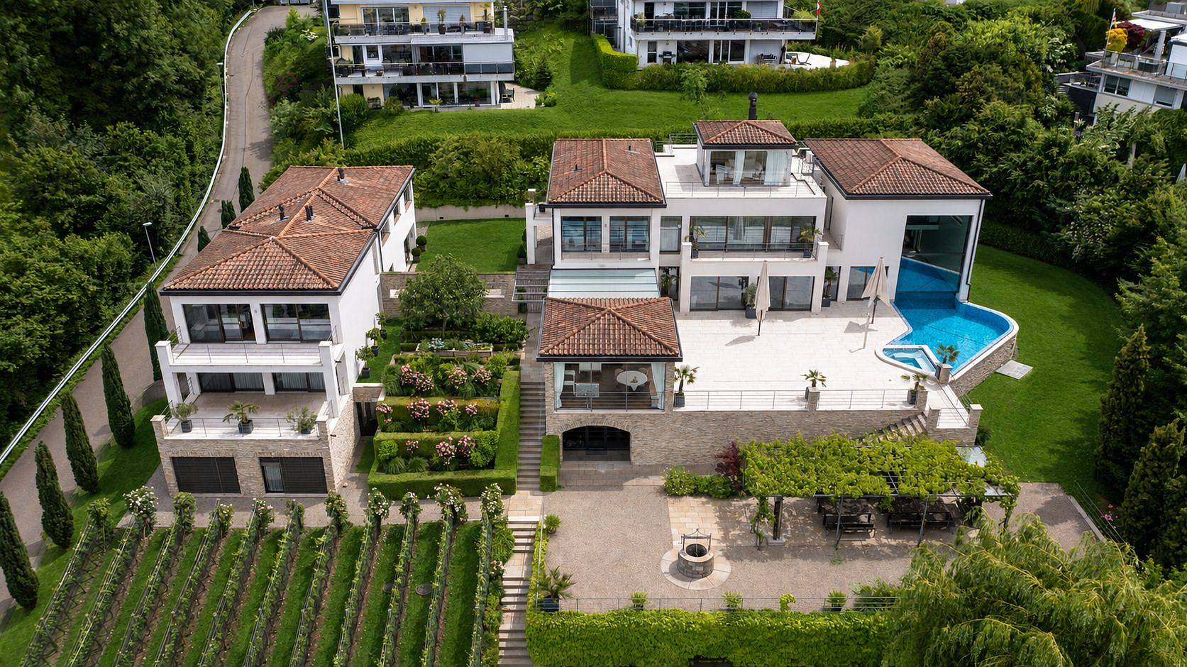 Privatresidenz mit privilegierter Panoramalage über dem Bodensee
