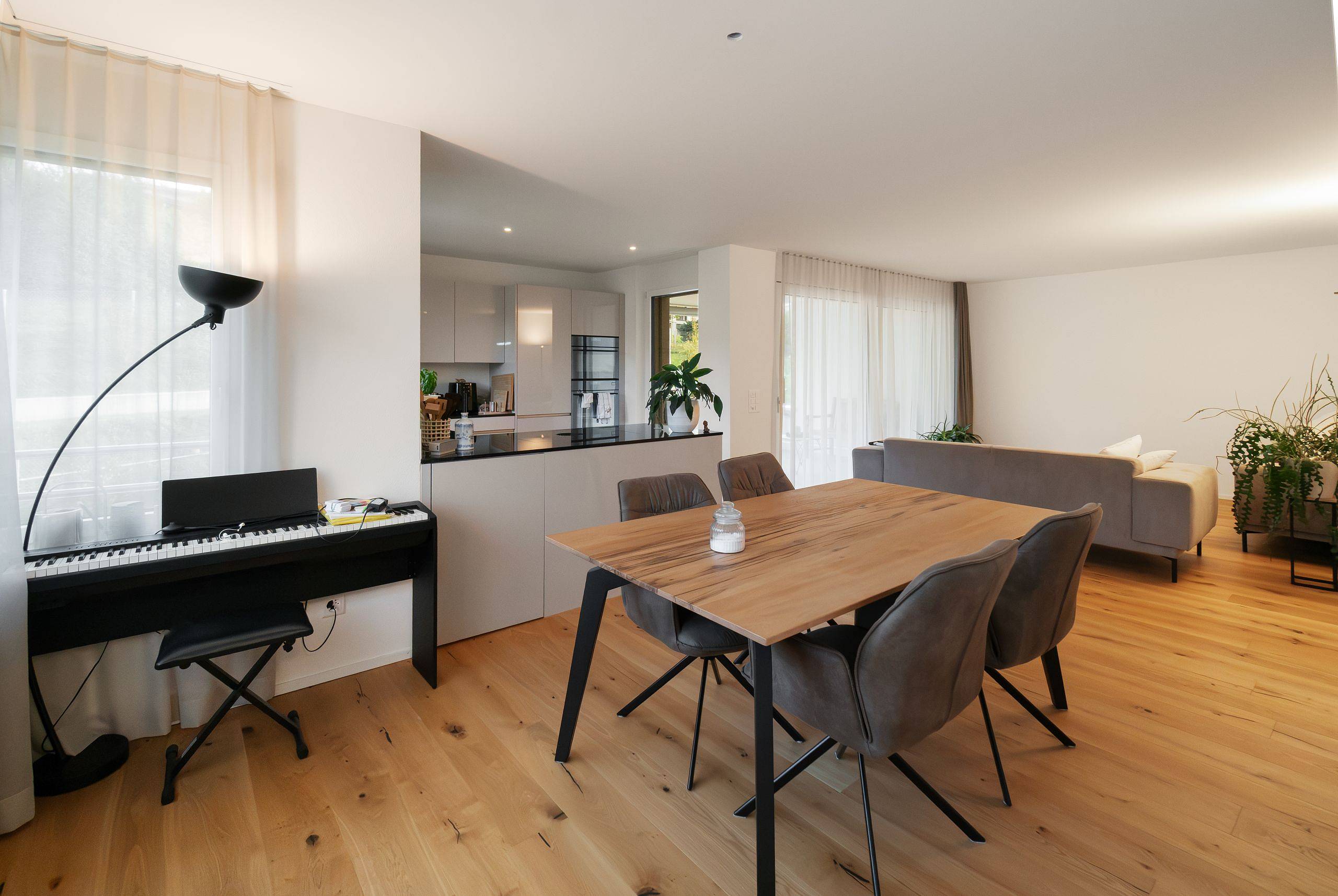 Grosszügige Wohnung im Eigentumsstandard an ruhiger Lage